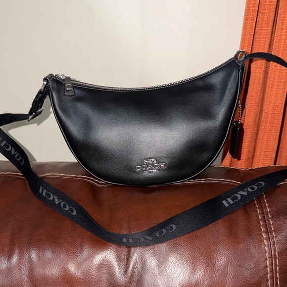 ‼️Coach Black Leather Pace Shoulder Bag Crossbody Bag - Picture 6 of 16